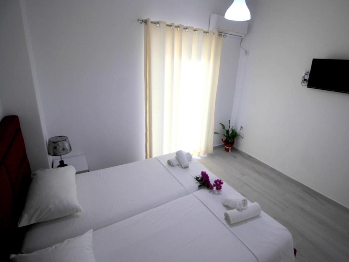 Gusto Di Casa Hotel Sarandë Eksteriør billede