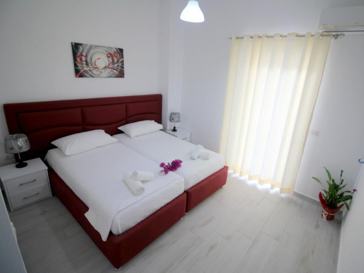 Gusto Di Casa Hotel Sarandë Eksteriør billede