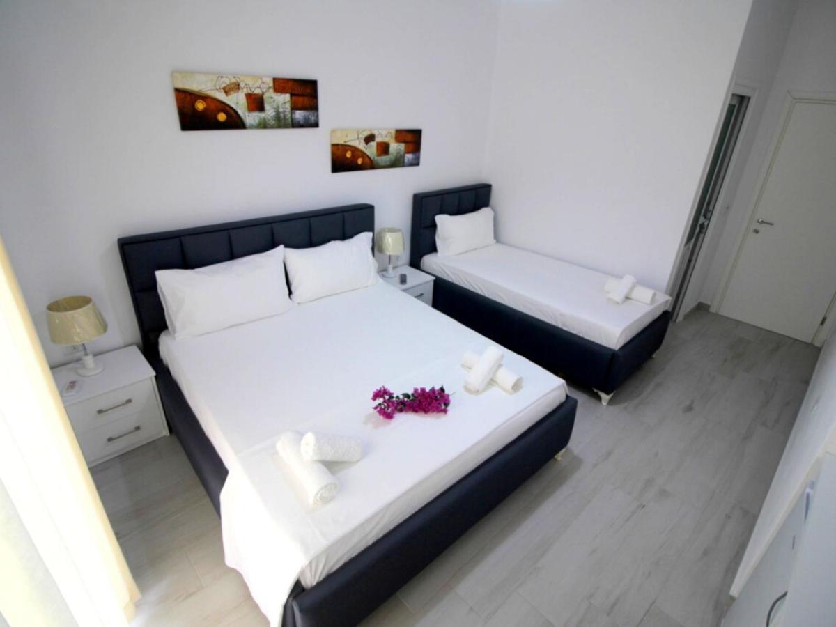Gusto Di Casa Hotel Sarandë Eksteriør billede