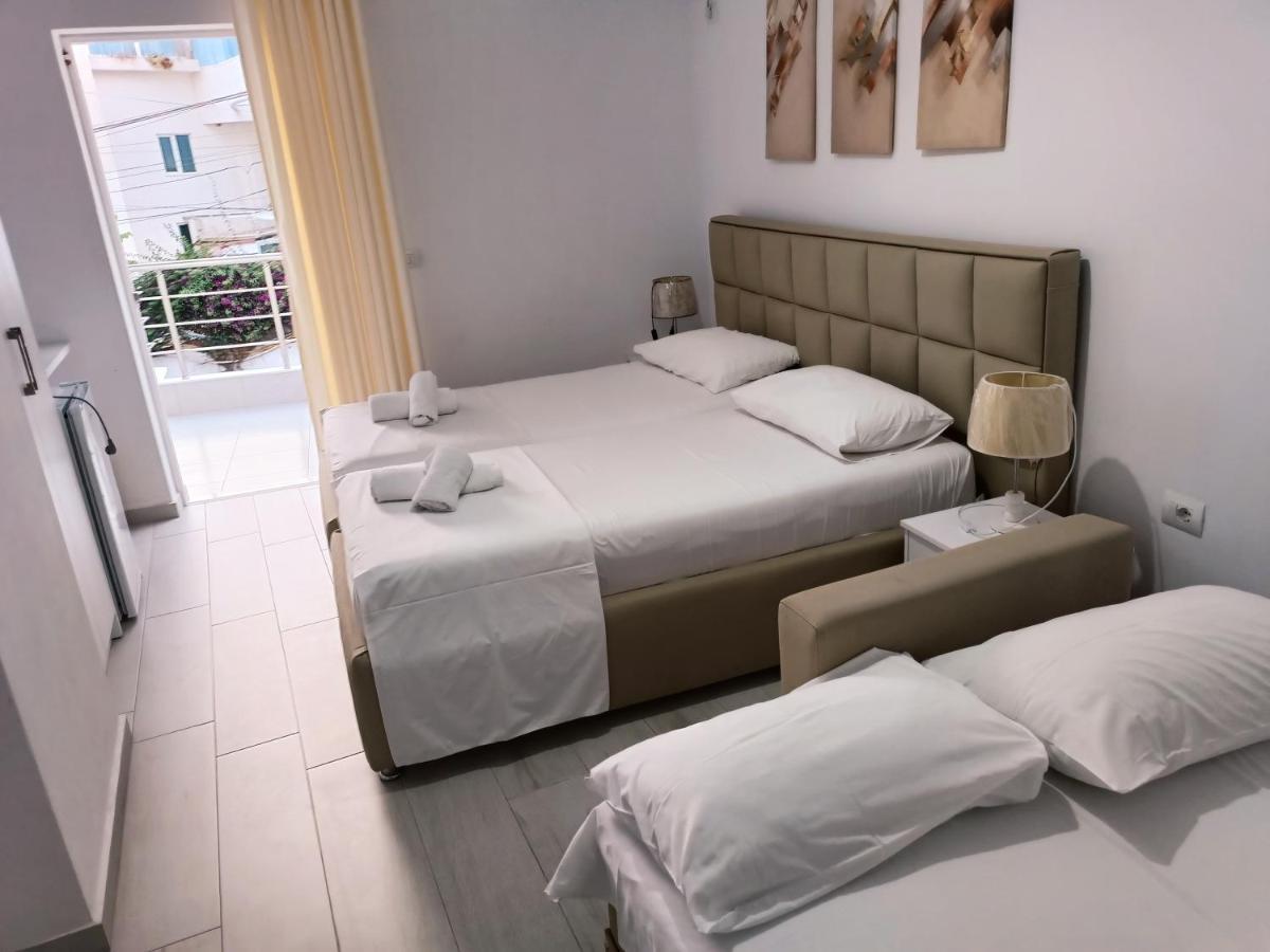 Gusto Di Casa Hotel Sarandë Eksteriør billede