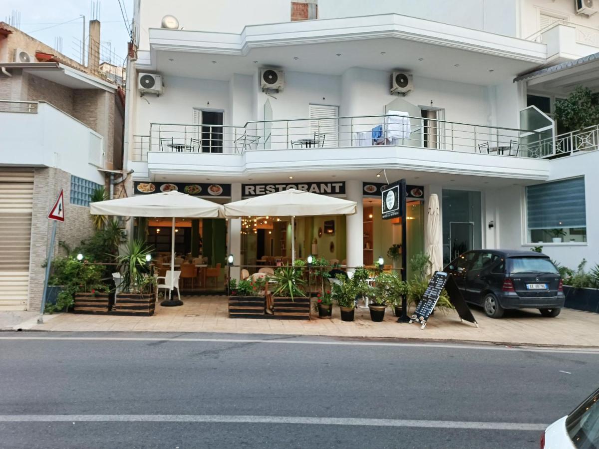Gusto Di Casa Hotel Sarandë Eksteriør billede